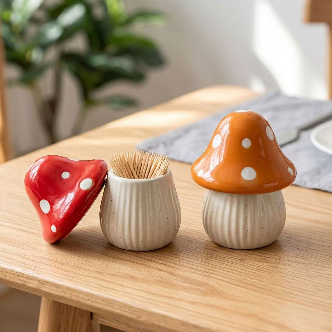 Kitchen Gadgets Storage - Керамические банки для хранения в форме